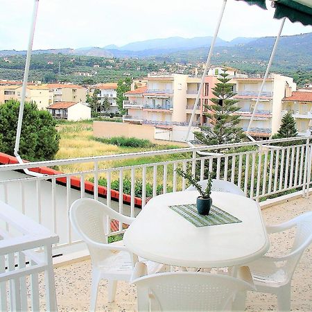 Mondo Cosseri Akrata Daire Dış mekan fotoğraf